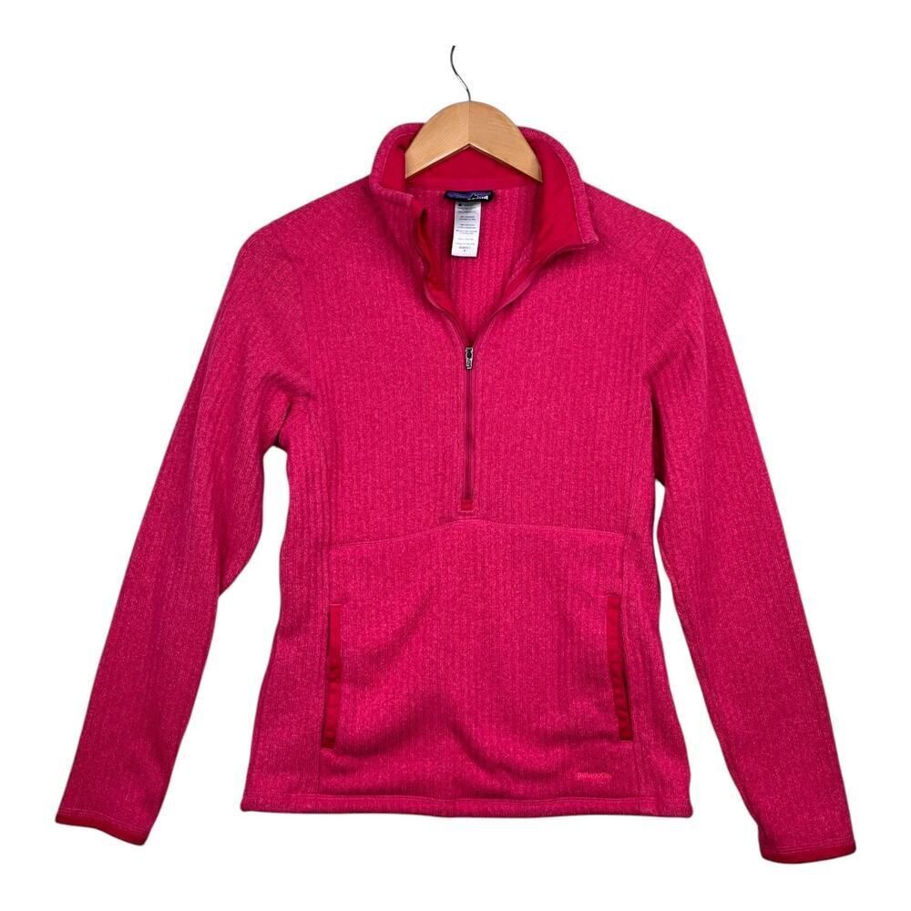 Patagonia women’s medium middle layer, half zip jacket in bright pink
